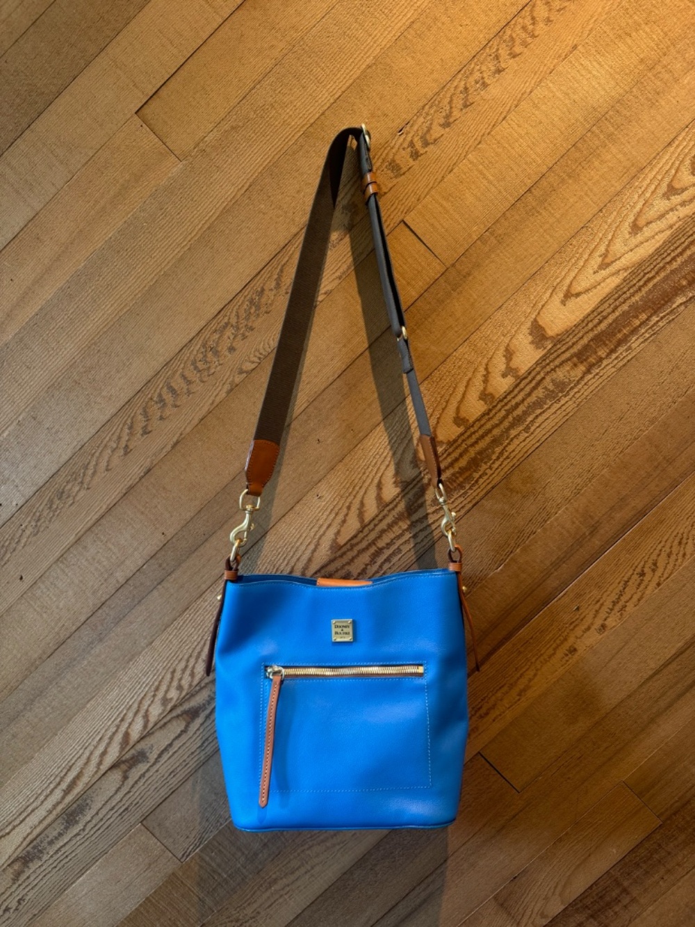 Dooney & Bourke Raleigh Roxy Shoulder Bag - Picture 6 of 8